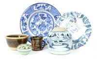 Lot 255 - A 19th Century blue and white Dutch Delft charger