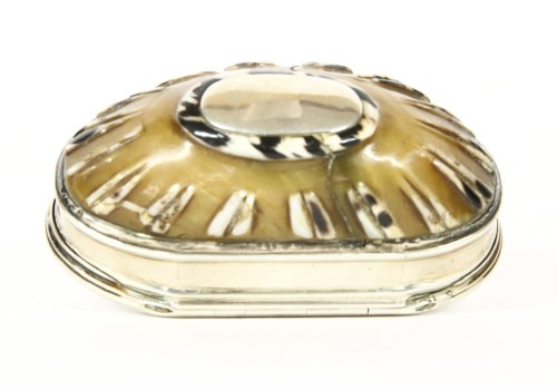 Lot 143 - A George III silver mounted muscle shell snuff box