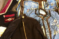 Lot 252 - A collection of textiles