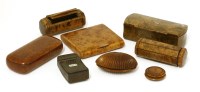 Lot 316 - A collection of treen and papier mâché snuff boxes