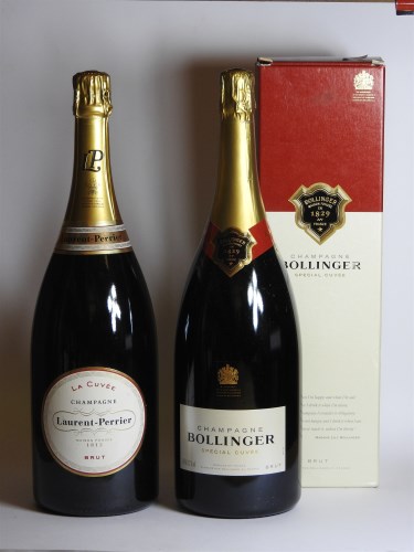 Lot 70 - Assorted champagne to include: Bollinger Special Cuvée