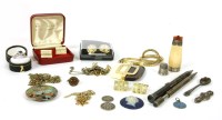 Lot 65 - A collection of costume jewellery