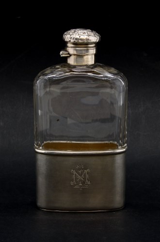 Lot 124 - A Victorian silver and cut glass hip flask