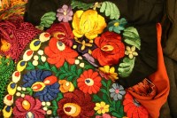 Lot 329 - Two boxes of vintage textiles