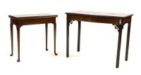 Lot 633 - A Chippendale style mahogany serpentine side table