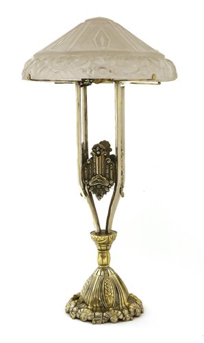 Lot 141 - An Art Deco cast lamp
