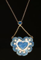 Lot 138 - An Arts and Crafts swag gilt pearl and enamel pendant