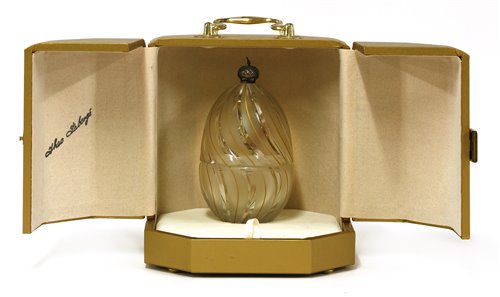Lot 281 - A Theo Fabergé 'Coral' glass egg ornament