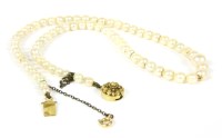 Lot 56 - A cased single row graduated cultured pearl necklace