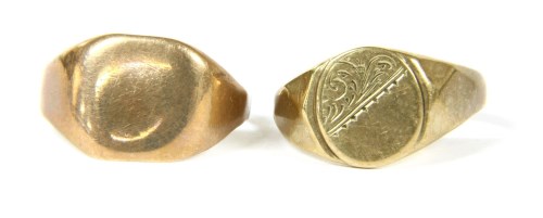 Lot 27 - Two gentlemen's gold signet rings