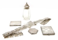 Lot 192 - A collection of silver items