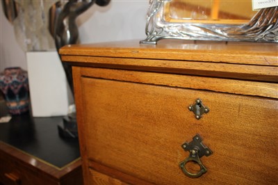 Lot 1 - An ash chest of drawers