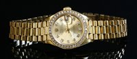 Lot 632 - A ladies' 18ct gold Rolex Oyster Perpetual Datejust automatic bracelet watch, c.1989