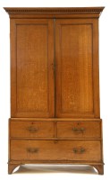 Lot 657 - A 19th century oak linen press