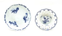 Lot 272 - A large 18th century Worcester porcelain bowl