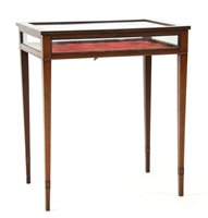 Lot 551 - An Edwardian inlaid mahogany bijouterie table