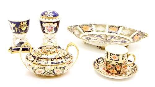 Lot 188 - A collection of Royal Crown Derby