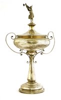 Lot 113 - An Edwardian silver two-handled cup and cover