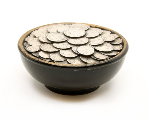 Lot 125 - A novelty bowl of numismatic interest