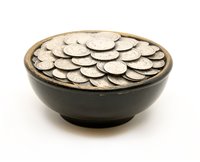 Lot 125 - A novelty bowl of numismatic interest