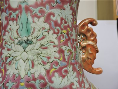 Lot 110 - A Chinese famille rose vase