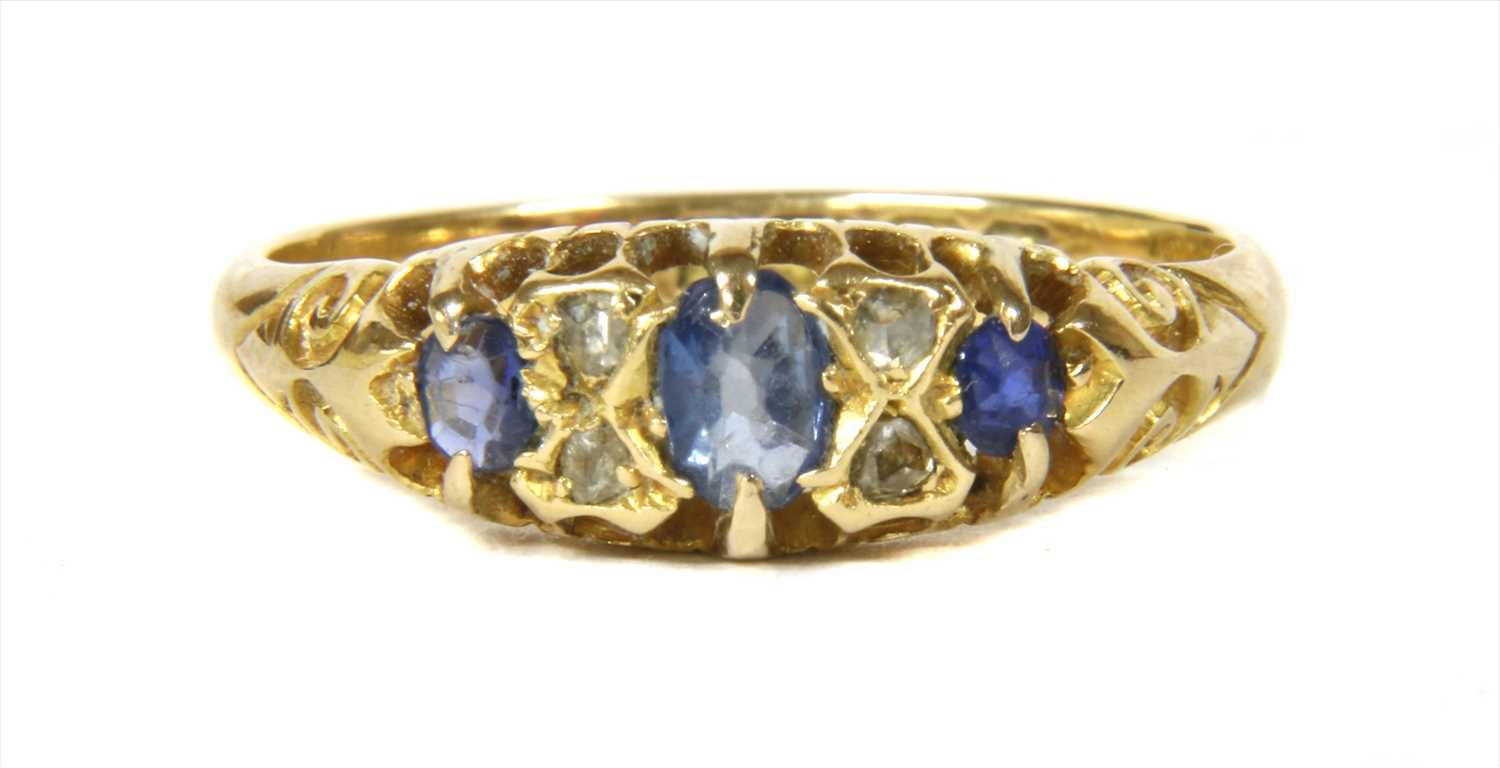 Lot 6 - A Victorian 18ct gold sapphire and diamond ring