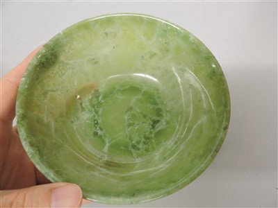 Lot 385 - A pair of Chinese hardstone bowls