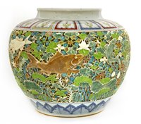 Lot 396 - A large Chinese jar