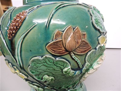 Lot 114 - A Chinese porcelain jar and cover