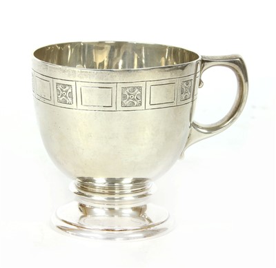 Lot 143 - A silver christening cup