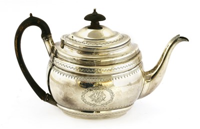 Lot 4 - A George III silver teapot