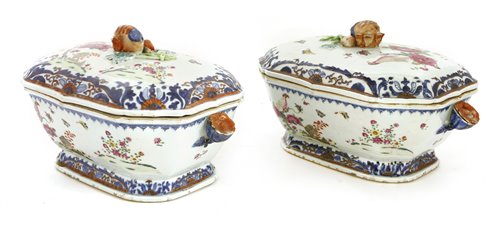 Lot 83 - A pair of Chinese famille rose tureens and covers