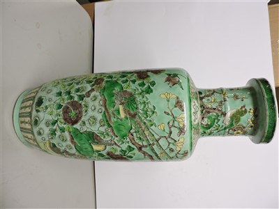Lot 86 - A Chinese famille verte vase