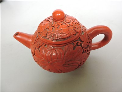 Lot 493 - A Chinese lacquered Yixing teapot