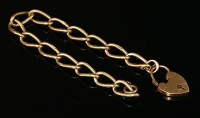 Lot 131 - A 15ct gold open curb link bracelet