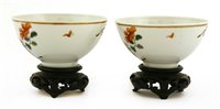 Lot 473 - A pair of Chinese porcelain bowls
