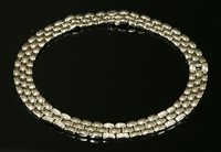 Lot 434 - An 18ct white gold diamond set necklace or collar