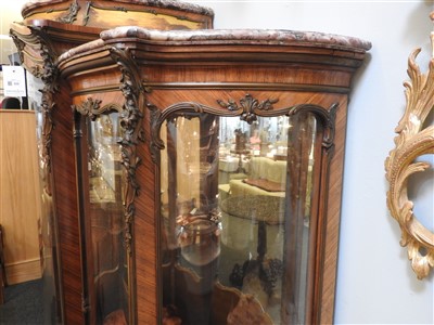 Lot 826 - A French kingwood and gilt bronze-mounted vitrine