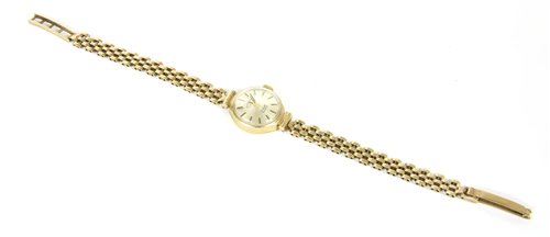 Lot 241 - A ladies 9ct gold Rotary Incabloc mechanical bracelet watch