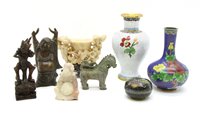 Lot 302 - A collection of Oriental items, to incldue...