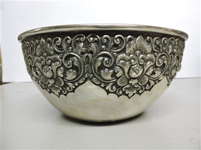 Lot 5 - A Thai silver bowl and a ladle