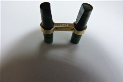 Lot 252 - A pair of 18ct gold Cartier interchangeable baton link cufflinks