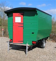 Lot 1028 - A mobile shepherds hut