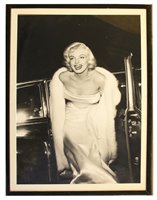 Lot 499 - A large picture of Marilyn Monroe, framed, 120 x 169cm