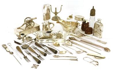 Lot 63 - Mixed silver-plated wares