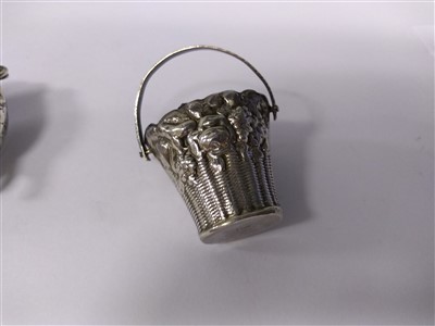 Lot 139 - A collection of sixteen small silver items