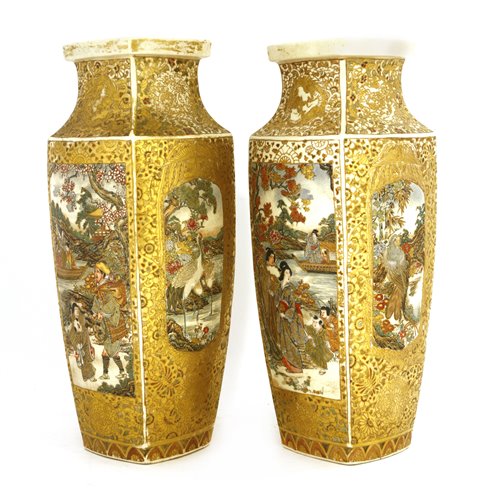 Lot 335 - A pair of Japanese Satsuma vases