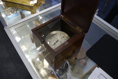 Lot 647 - A marine chronometer no. 9571