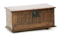 Lot 503 - An oak box