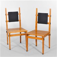 Lot 496 - A pair of Italian chairs